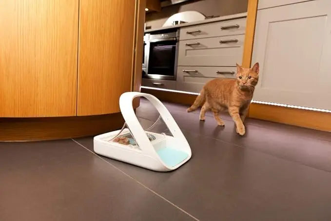 SmartPaws – Microchip Pet Feeder